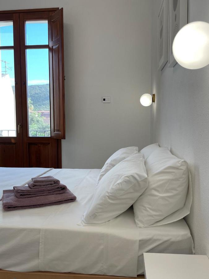Dimora Taturi Hotel Teulada Eksteriør billede